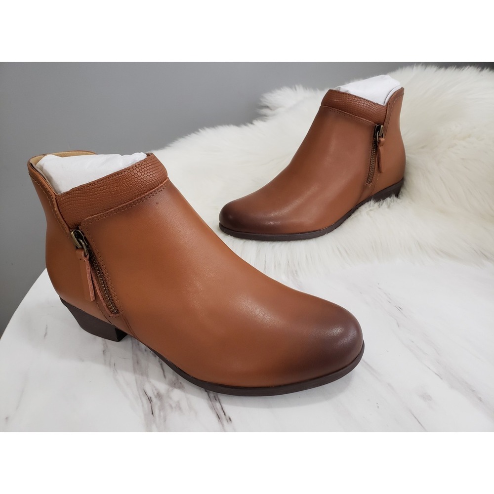 NEW NO BOX SIZE 7 Carly Side Zip Casual Ankle Booties ROCKPORT Cognac Ankle BOot